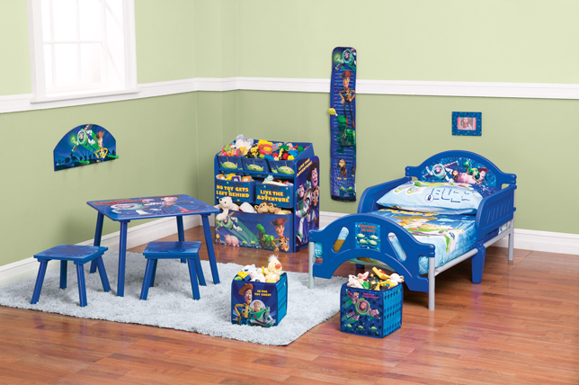 Win an entire Toy Story Toddler Bedroom Set & Family Movie Tickets ...